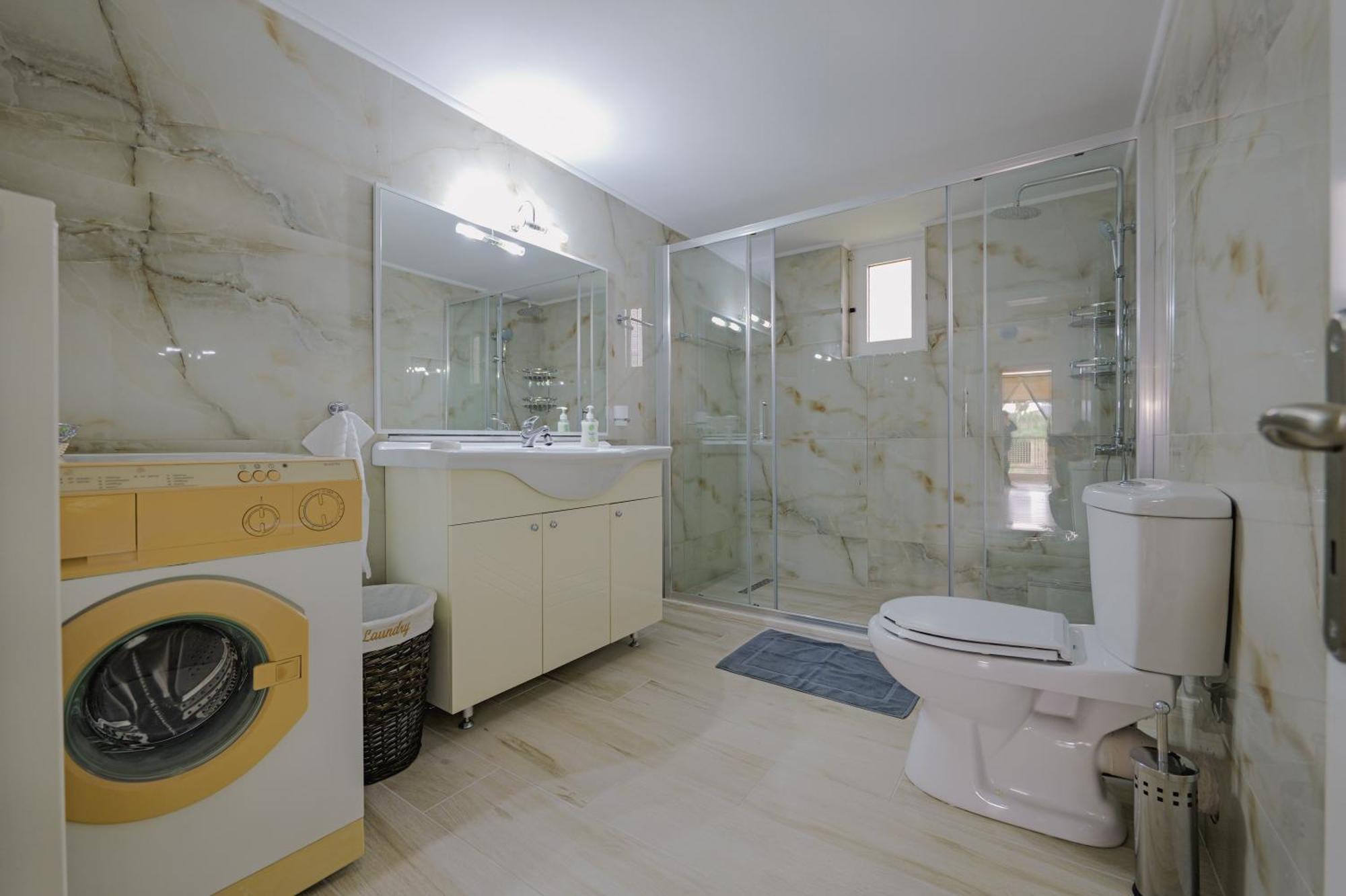 Villa Vrion Саранде Екстериор снимка